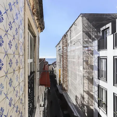 Apartment Bairro Alto Experience By Homing *